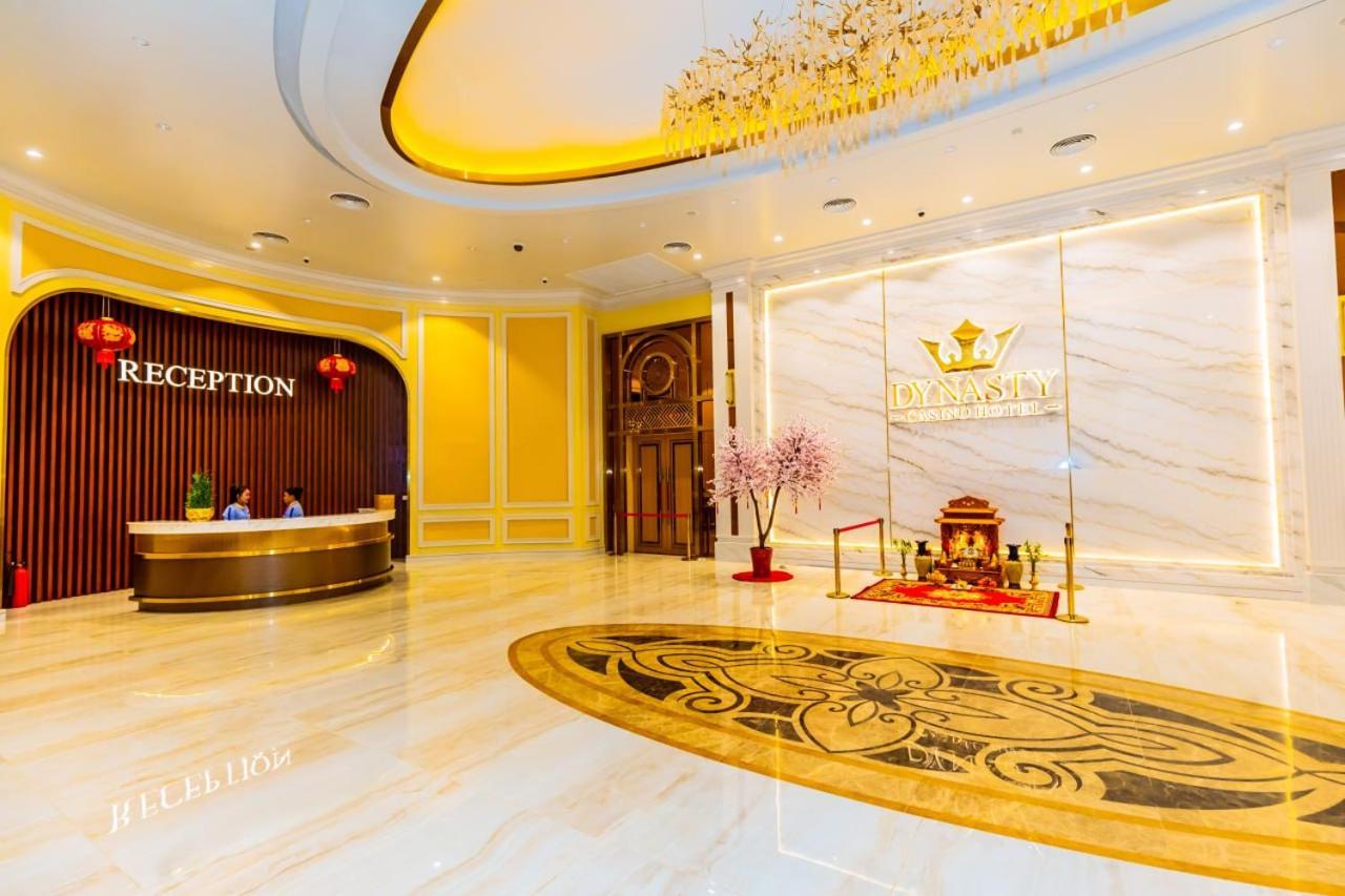 Dynasty Casino Hotel Bavet Exteriör bild